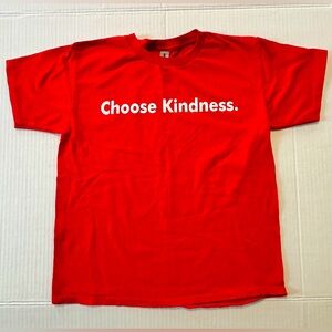 NWOT Gildan tee shirt, red, youth Large, “Choose Kindness.”